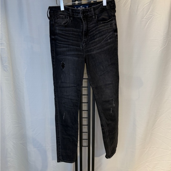 Hollister Denim - Hollister Women's‎ Black Skinny Jeans